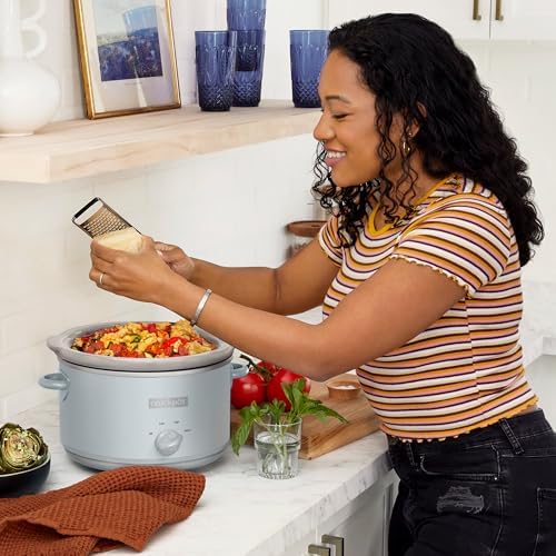 Crock-Pot 4.5 Quart Manual Slow Cooker – Macaroon Blue Original C156